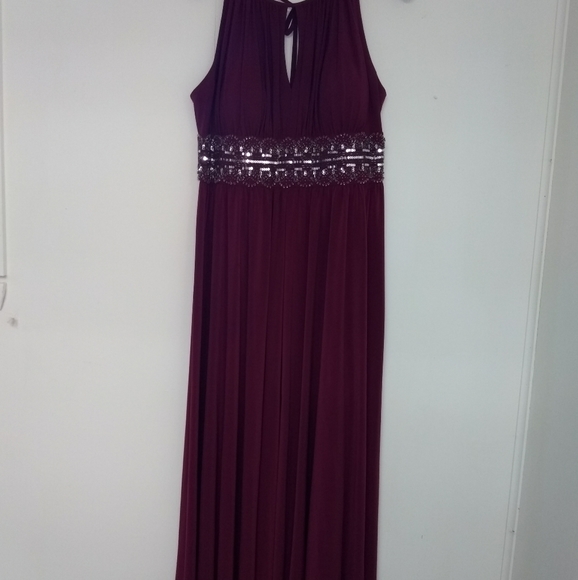 Women's Sleeveless long formal dress with beaded waist Sz 14 - Picture 4 of 10